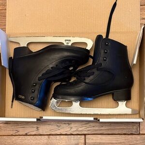 Gam Kids Black Figure Skates New